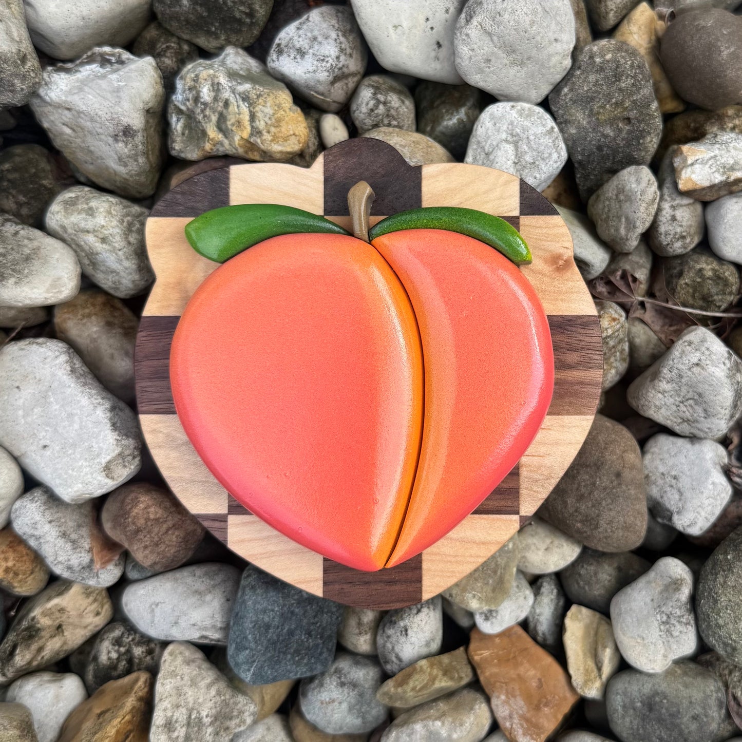 Checkered Peach